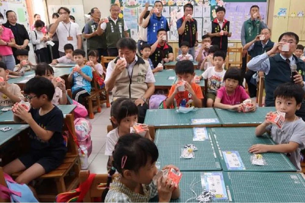 投書：學童乳政策創造孩童健康與酪農收益的雙贏