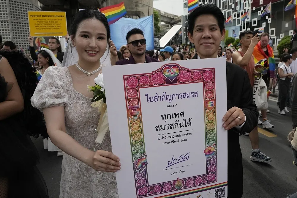【有片】泰王簽《婚姻平權法》　泰國成亞洲第3同婚合法國家