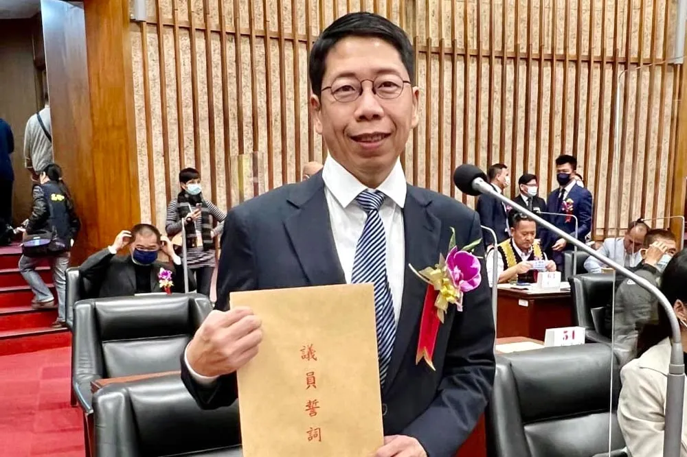 快訊／國民黨高雄市議員黃紹庭遭搜索　傳涉浮報助理費