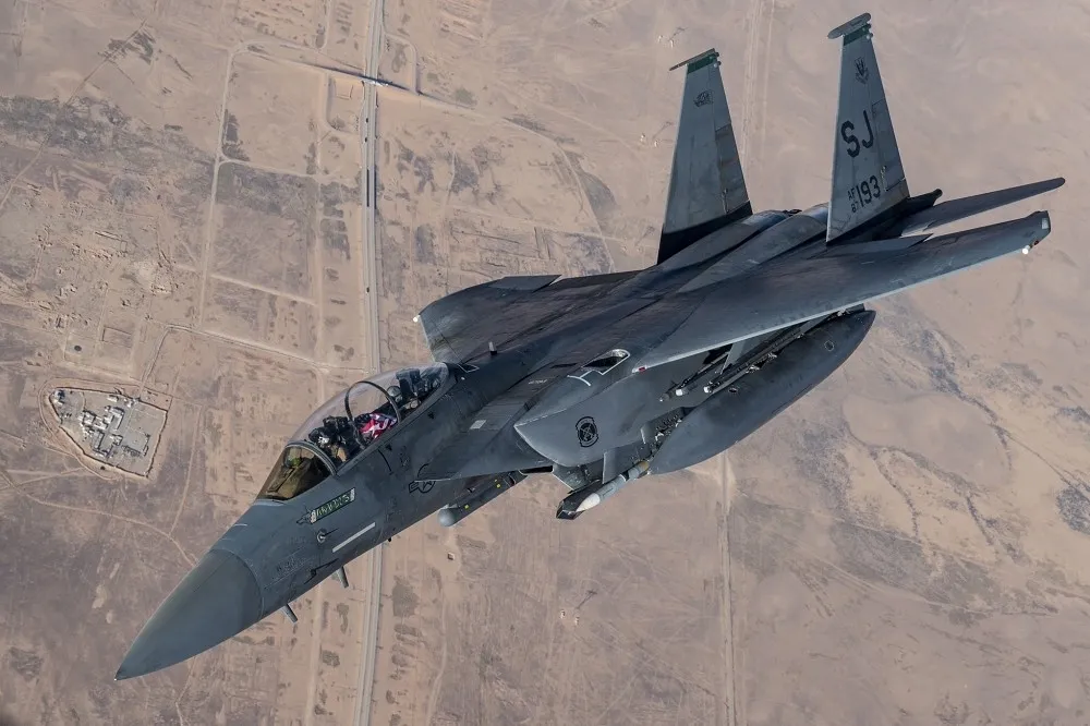 防伊朗出手　美軍調集F-15E、F-16戰機　增派數千兵力加強中東防禦
