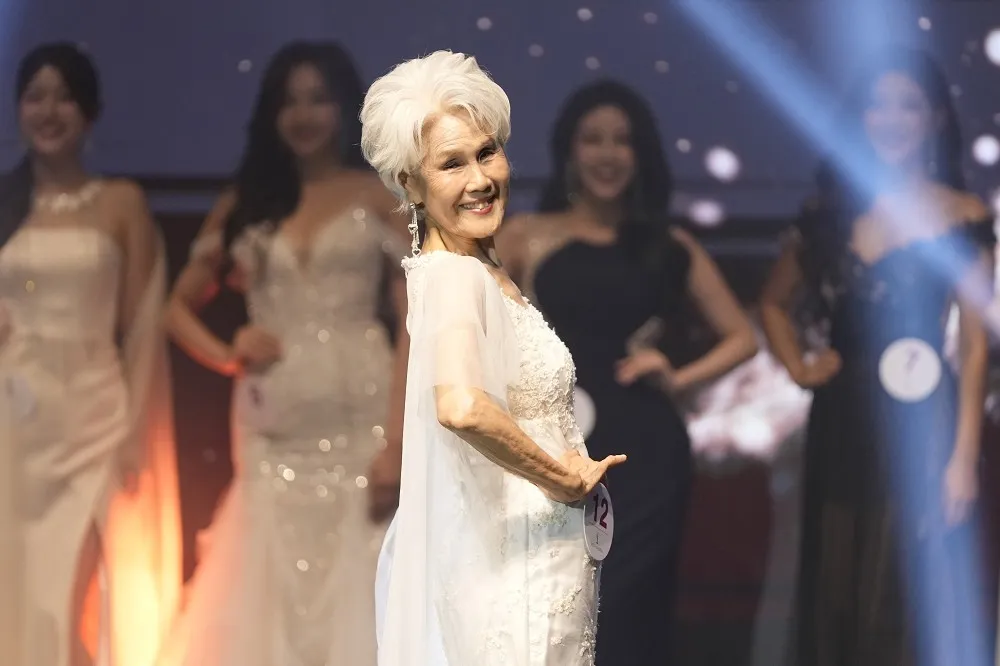 南韓81歲氣質阿嬤角逐環球小姐　敗北猶榮稱「追夢最健康」　