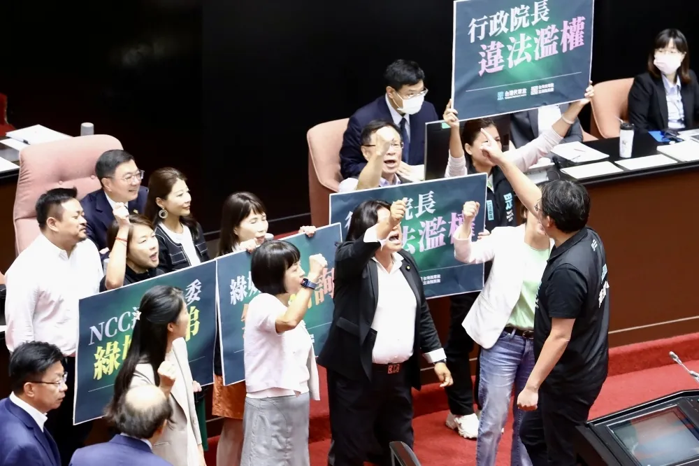 朝野「和解宴」化解難關　國會擴權釋憲案卻埋衝突未爆彈