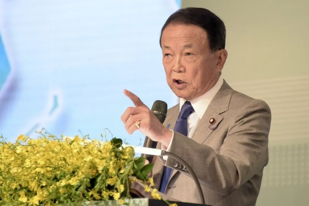 【有片】麻生太郎出席「雙十」國慶酒會　強調台灣是對日具有重要意義的國家