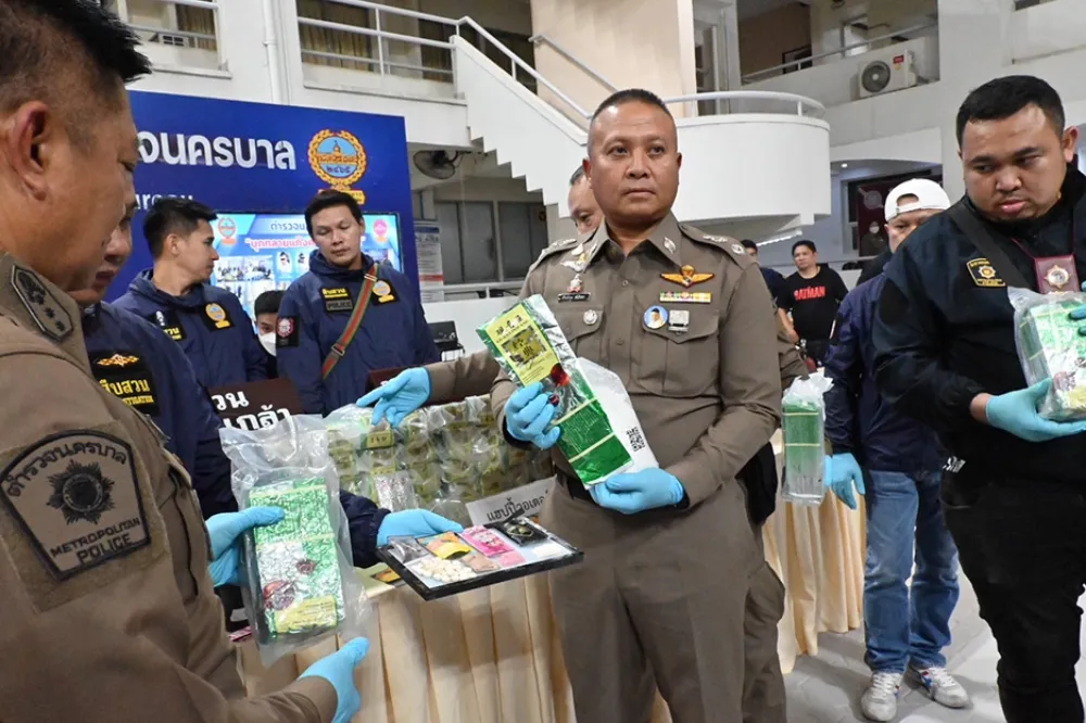 【緝毒片】K他命包裝成蠟筆小新玩具及茶包　曼谷警方逮捕3台灣人販毒