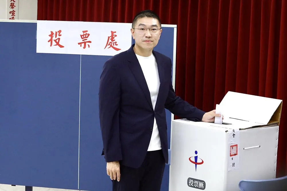 基隆罷免案搶關鍵7萬7700票　投票日天氣好謝國樑現身投票所