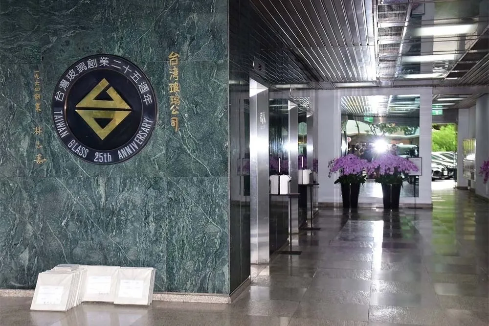 民眾黨文宣部25萬相機鏡頭被偷　竊賊竟是自家人黨工