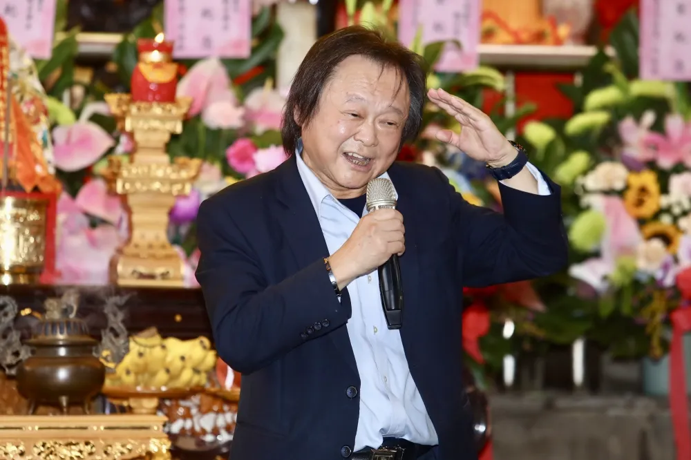 直言高嘉瑜不適合當欣欣百貨董座　王世堅：她該像仙女般快樂飛來飛去