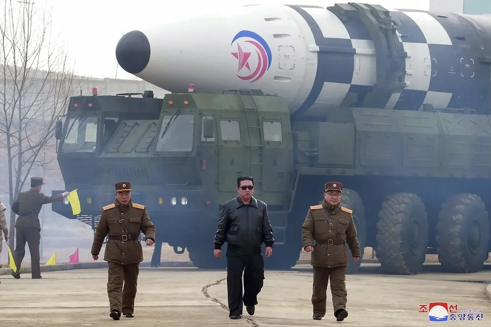 金正恩以核彈撬地球　習近平有賊心無賊膽