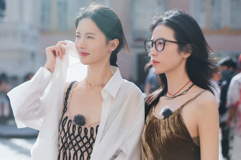 《半熟男女》周雨彤真人秀猛蹭侯明昊掀眾怒　她與《慶餘年》金晨又因「這舉動」雙雙挨轟