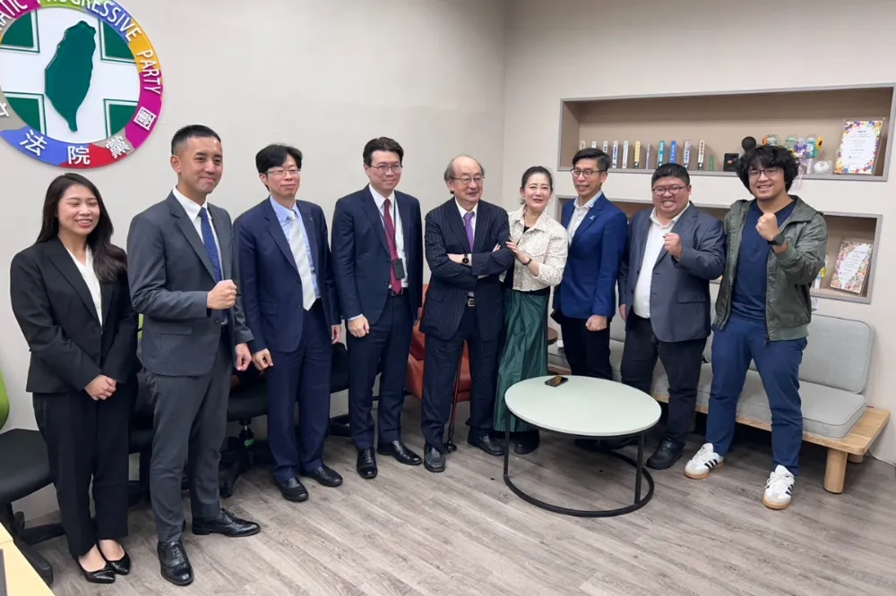 國會職權修法遭判多處違憲　綠營振奮：今天是憲政光復節！
