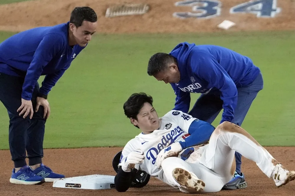 大谷翔平世界賽第2戰左肩脫臼　賽後彷彿沒事在IG調侃山本由伸