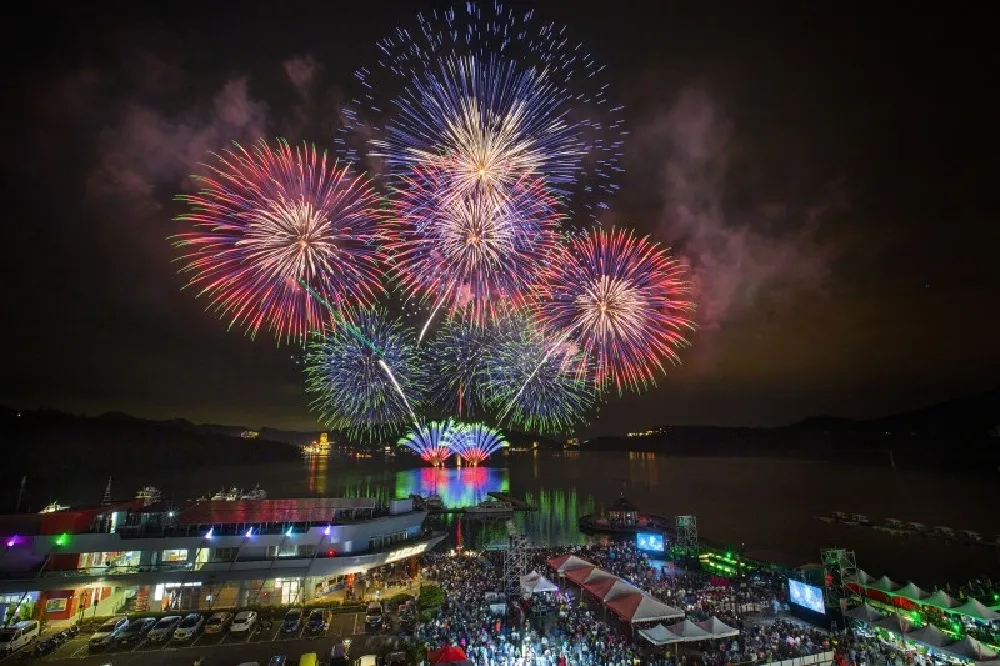 2024 日月潭花火音樂嘉年華登場！11 月兩場煙火秀時間快筆記、騎自行車環潭必體驗
