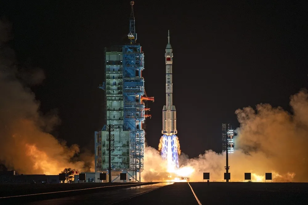 中國神舟十九號成功升天　「太空競賽」大動作挑戰美國