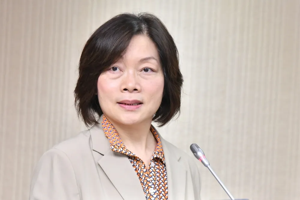 颱風假勞工比照公務員一律給薪？　勞動部：修法有難度