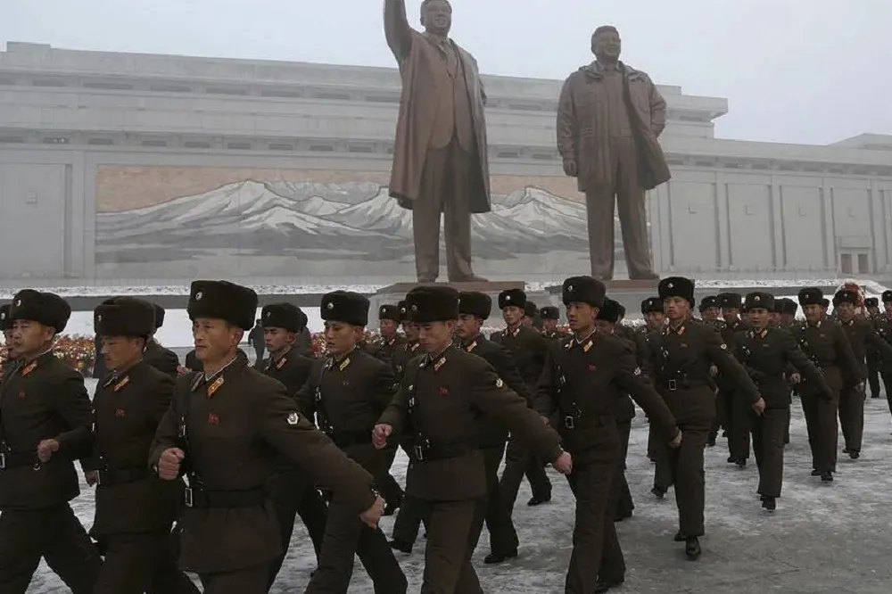 北韓軍人不怕當砲灰？　分析：9成5薪水被金正恩吞掉仍是國內200倍