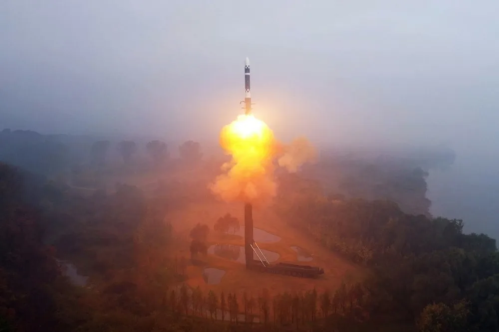 【有片】北韓證實成功試射「火星19型」洲際彈道飛彈　具現代化核威懾能力