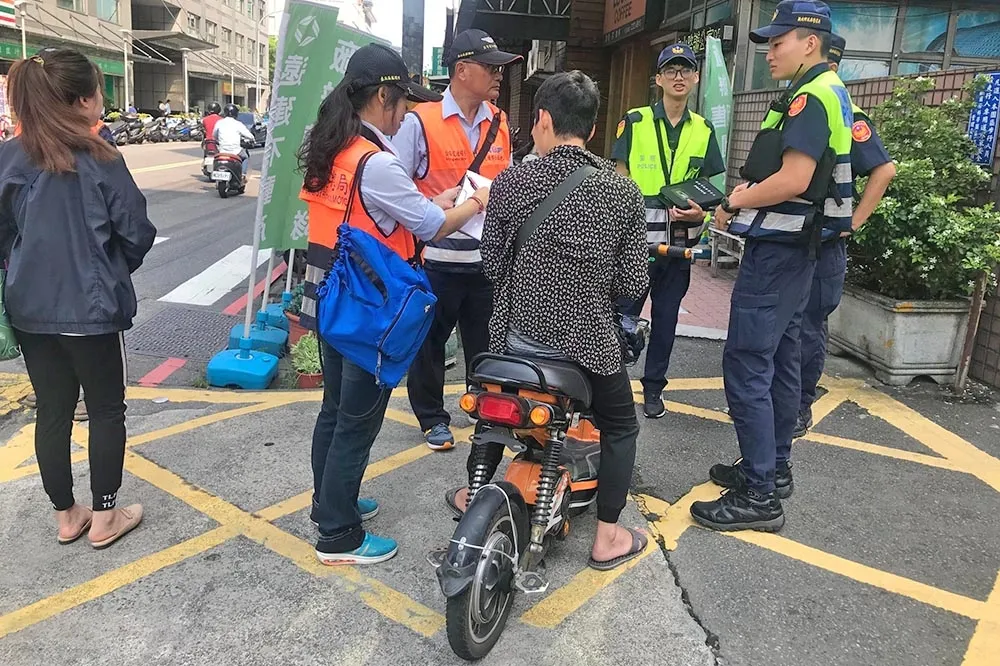 逾5萬微電車族沒掛牌上路　11/30日起最高罰3600元