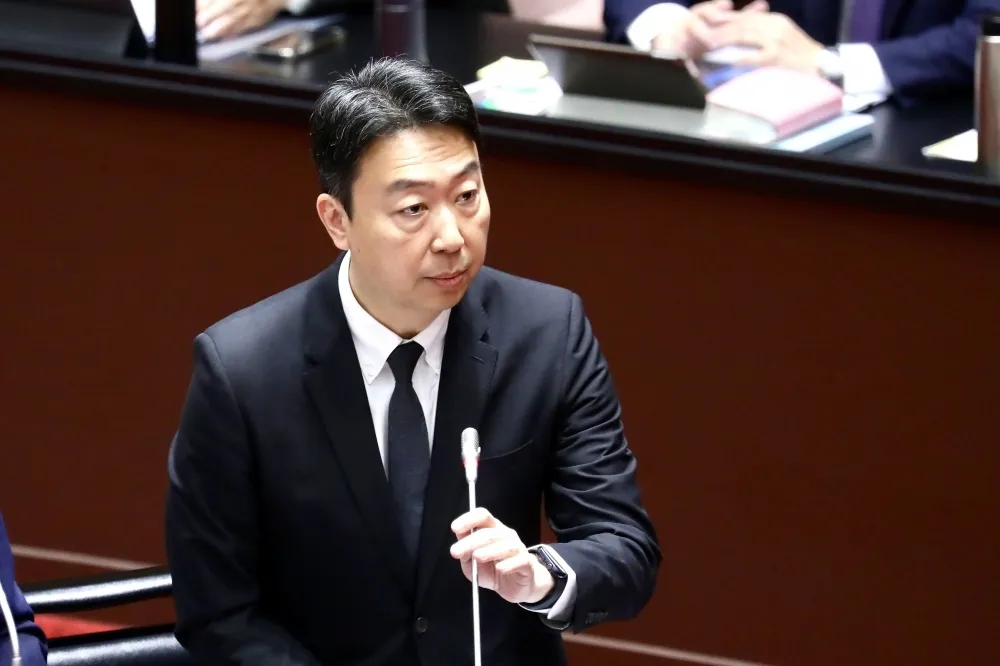 星宇航班重落地遭調查　交通部長陳世凱認：沒有落實「保守派遣」