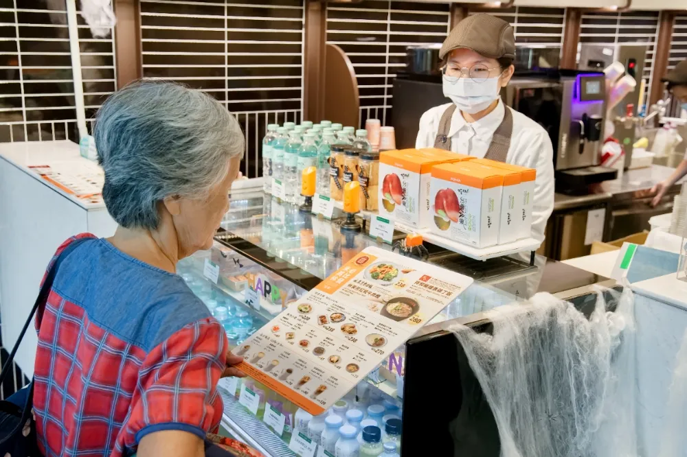 高雄國際機場迎新航點！滿足旅客味蕾　米其林指南美食進軍機場提升餐飲體驗