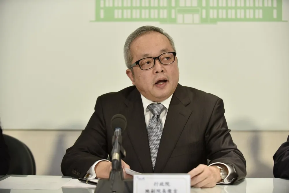 台灣金聯董座交接　施俊吉嗆：不知道為什麼離開