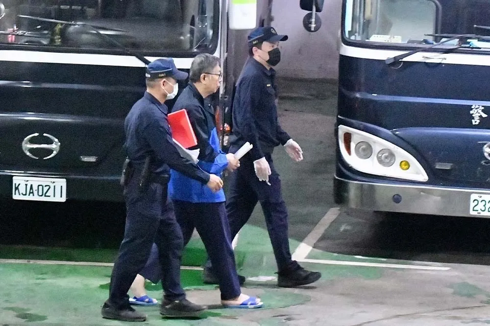 柯文哲不提抗告　律師分析2現象：打臉黃國昌「押人取供」論述