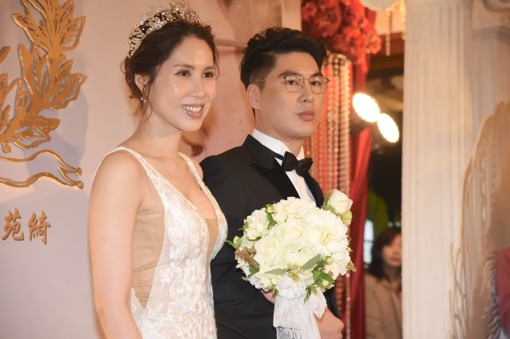 余苑綺老公涉詐欺還有小三？　余天證實女兒生前就偷吃