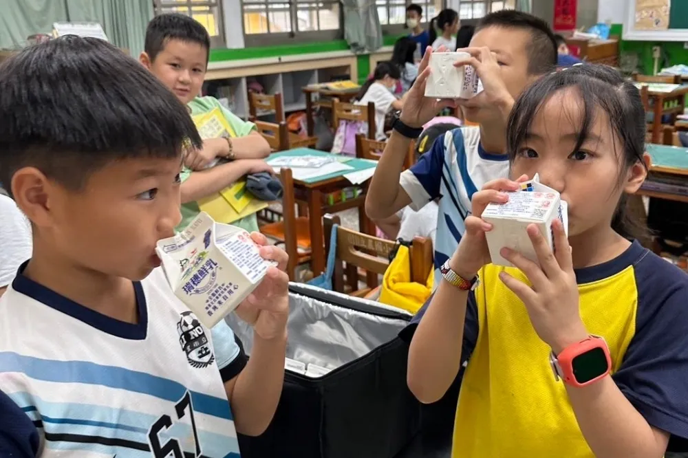 投書：「班班喝鮮乳」必須搭配食農教育、學生和家長參與管道