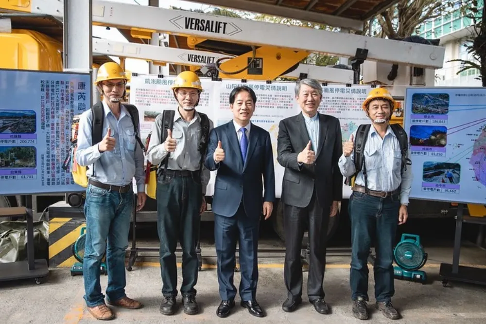 史上頭一遭！總統探視台電維修班　賴清德：你們就像聖誕老人