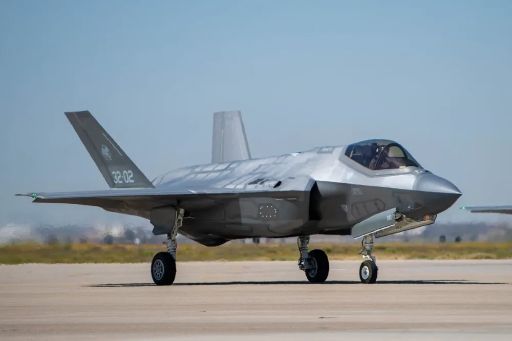 李濠仲專欄：「台灣買F-35」是川普式「大場面」？
