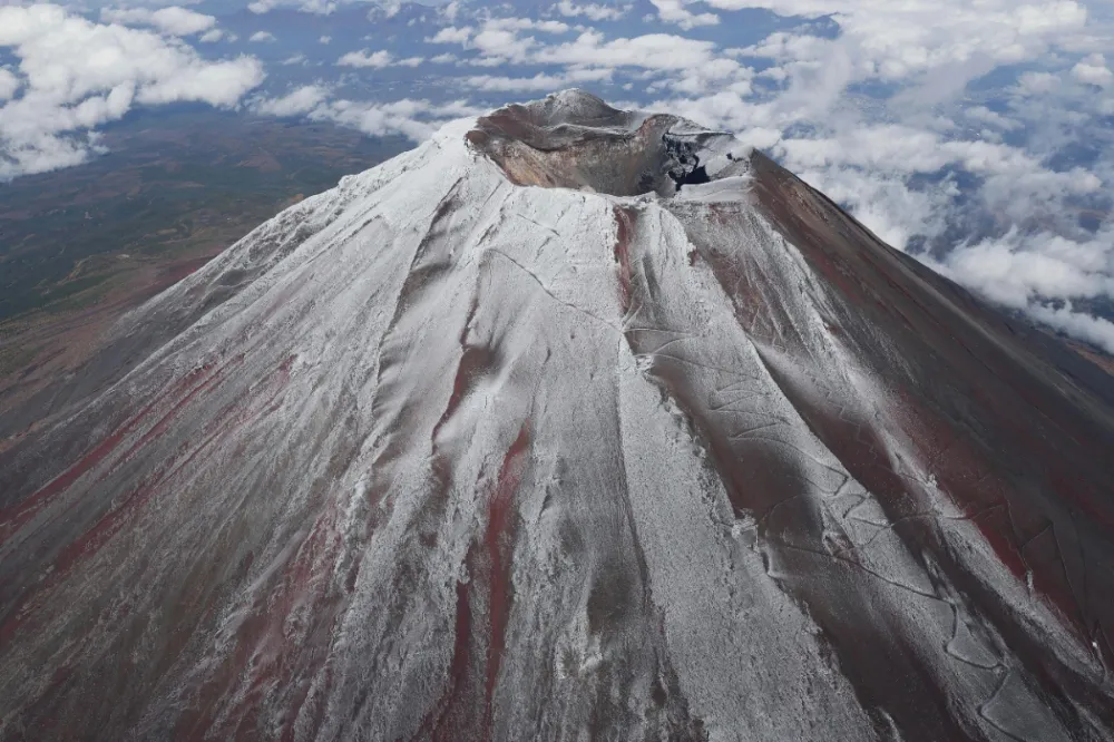 遏止富士山登山亂象　靜岡縣擬明夏起徵逾3千日圓入山費