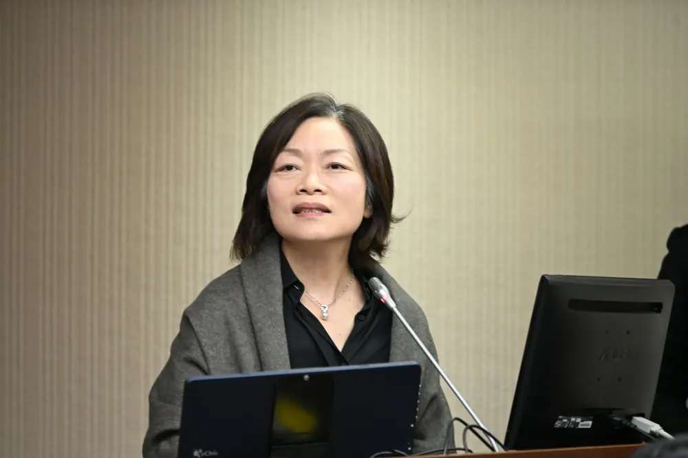 快訊／勞動部職場霸凌案延燒　何佩珊證實已向政院請辭