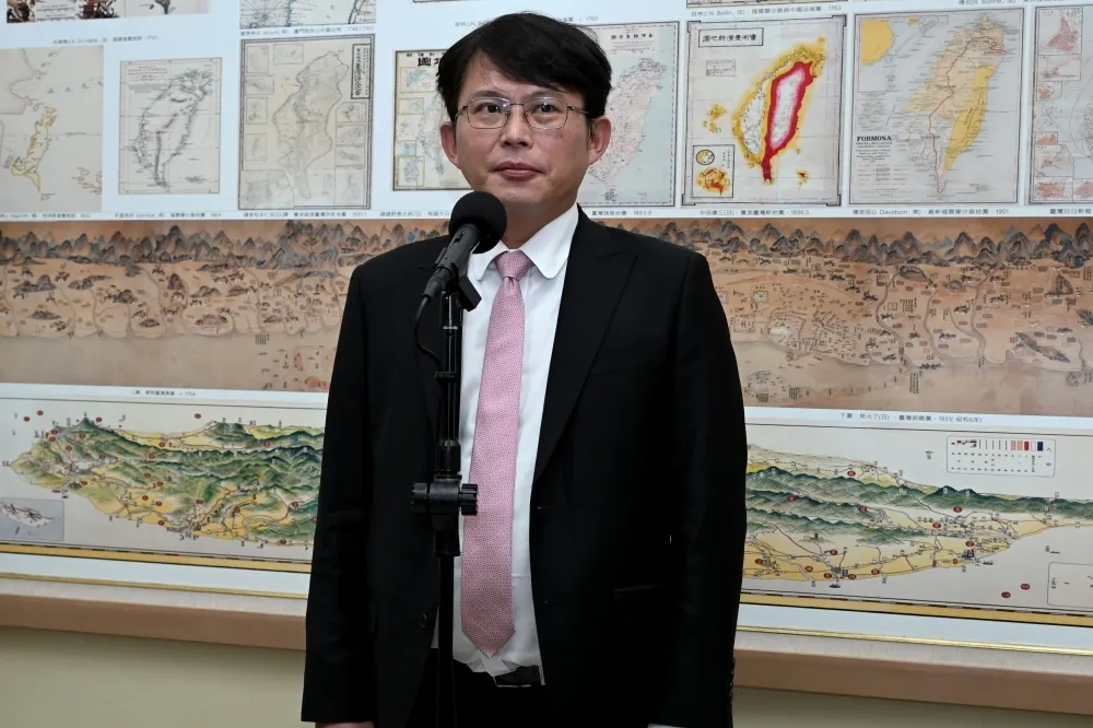 駁李正皓爆料　黃國昌澄清：謝宜容只到辦公室哭完就走