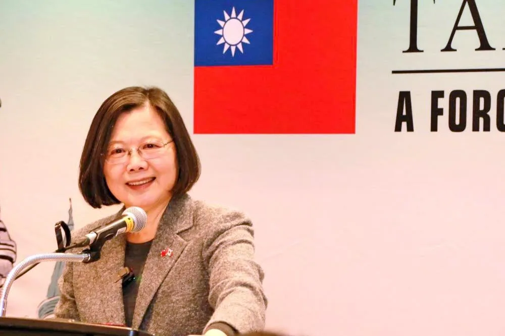 美國會議員會見蔡英文　 討論美台合作應對台海情勢
