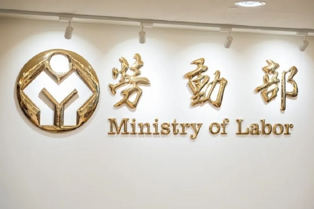 投書：三面向　改革威權官僚體制結構性問題