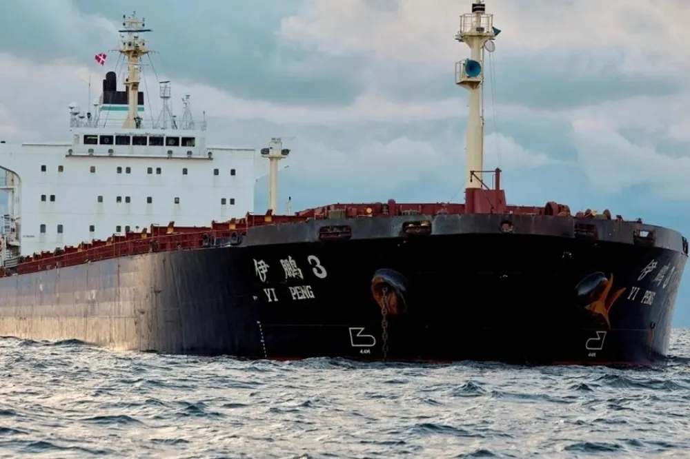 中國貨輪蓄意拖錨破壞海底電纜　被北約戰艦包圍中