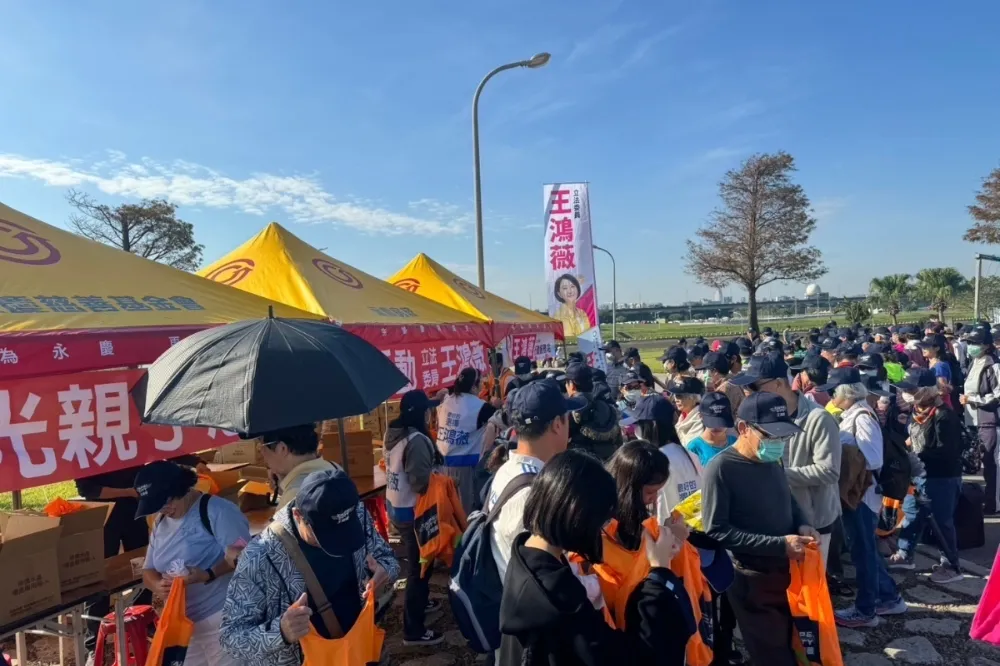 800人邁開腳步健走！　永慶房屋熱血響應陽光悠活親子健走