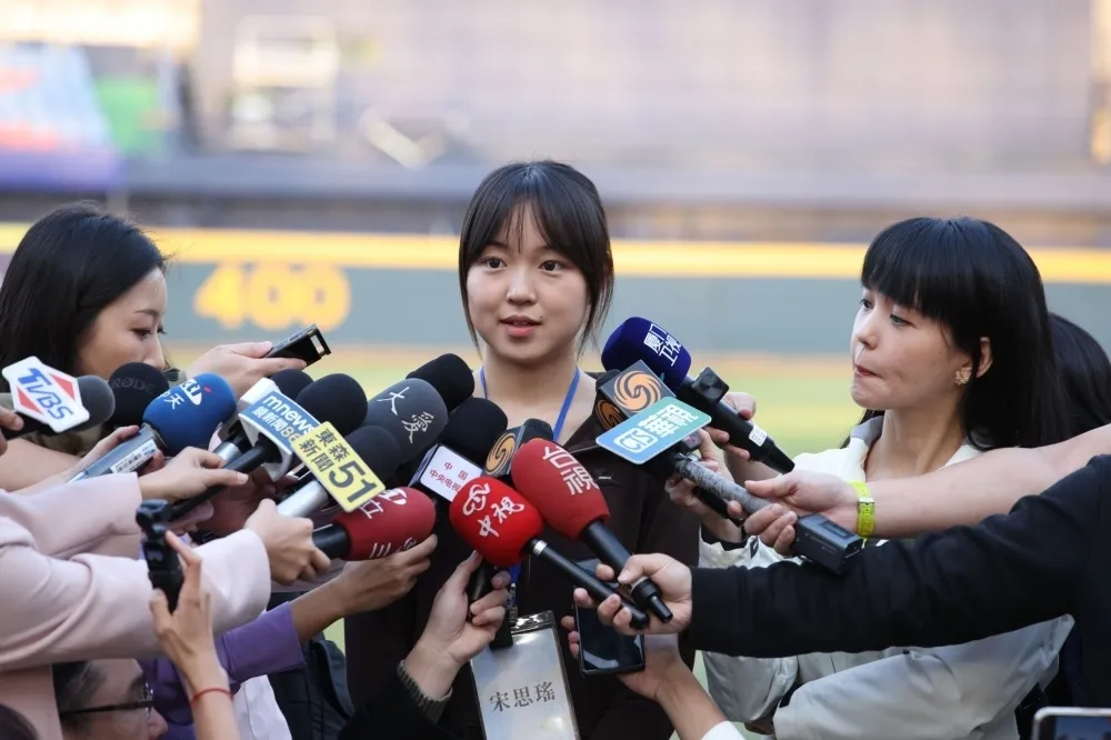 李濠仲專欄：連一句「恭喜台灣的棒球隊」都說不出口