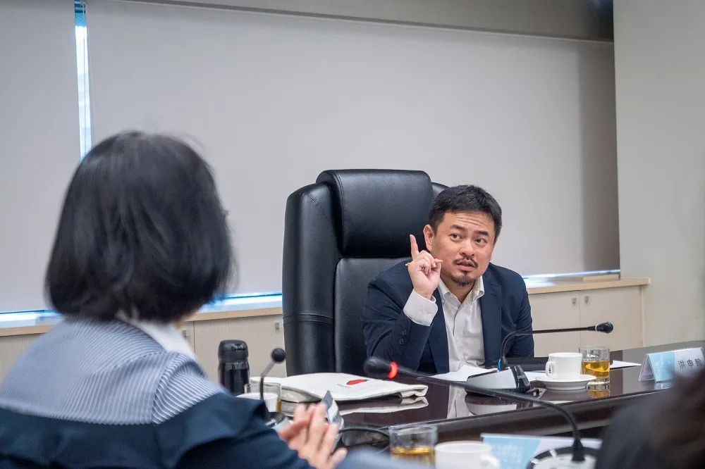 洪申翰明赴立院報告霸凌案　報告「未盡完善」已重啟調查