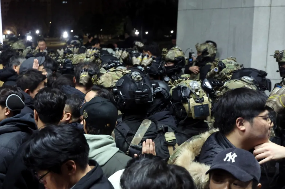 民進黨團發文談尹錫悅戒嚴又自刪　國民黨譴責：要求賴清德道歉