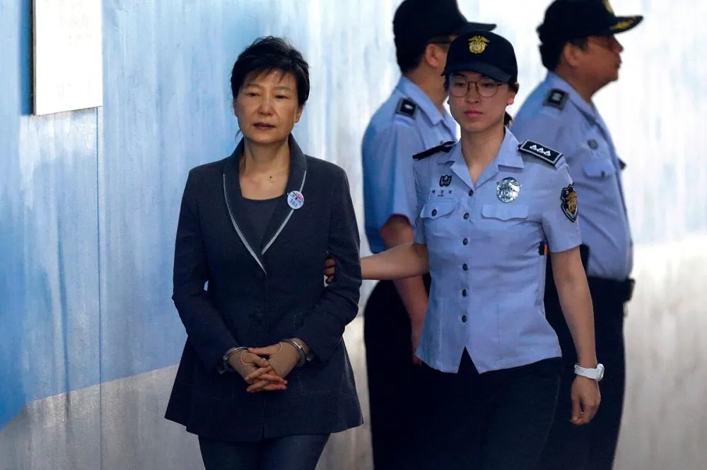 曾將2任總統打入大牢　尹錫悅驚天戒嚴令恐讓他步上朴槿惠後塵