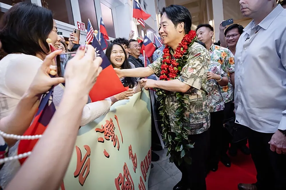 總統第一人！賴清德走進關島總督官邸　現場罕奏我國歌迎賓