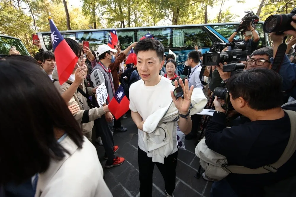 陳嘉宏專欄：「統戰」兩字就刻在共產黨人的骨子裡