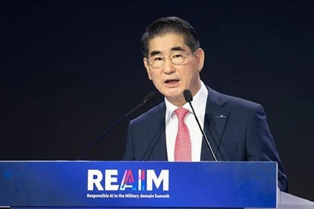 【戒嚴之亂首位被逮】法院批准逮捕前防長金龍顯　兩警察首長遭先行拘留