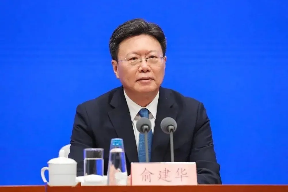 網傳中國海關總署署長「飲彈自盡」　官方急發訃聞說他病死