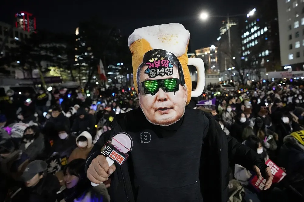 南韓國會擬14日再次彈劾尹錫悅　執政黨黨魁重申支持彈劾、6議員確定倒戈