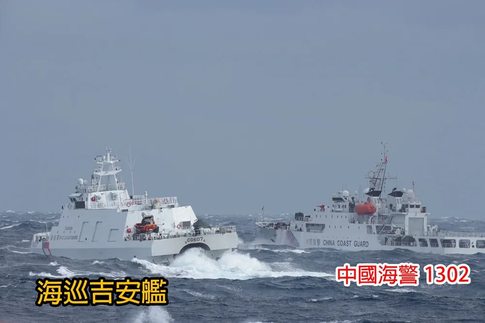 【有片】9艘中國海警船凌晨逼近我國海域　海巡「1對1緊盯防守」畫面曝光