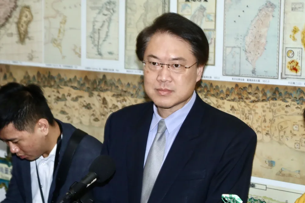 立院修選罷法爆衝突　林右昌點名國民黨「這3個人」應該道歉