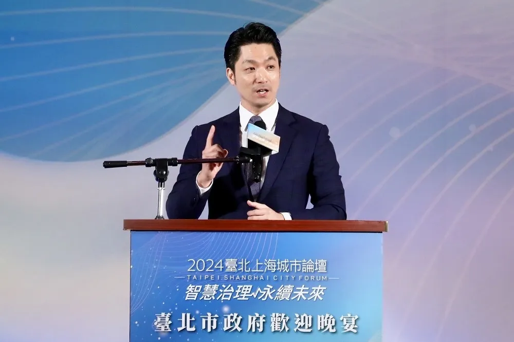 瓊瑤筆下的「中國人」