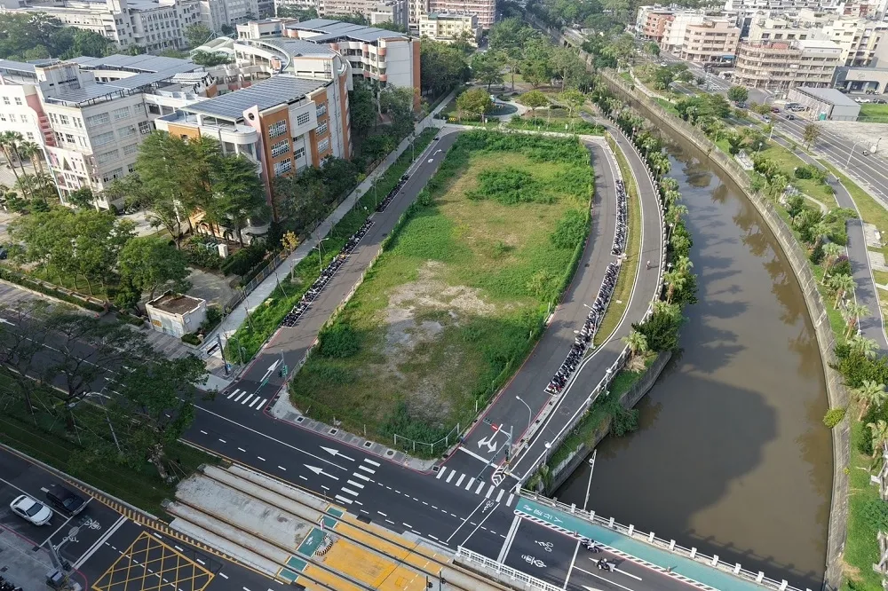 高雄地政局第4季開發區土地標售　共3標4筆土地標脫率43％