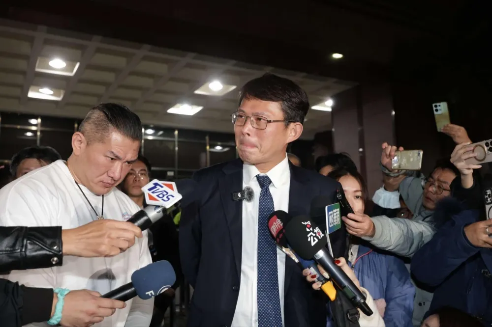陳嘉宏專欄：這不是政黨　這是個邪教組織